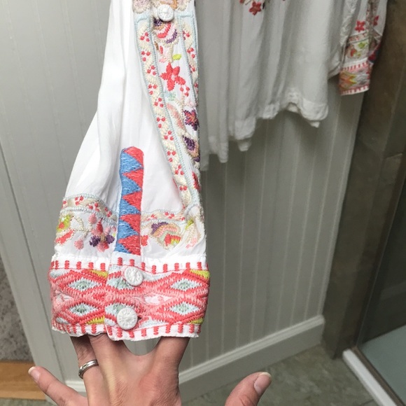 Johnny Was embroidered tunic - Picture 3 of 9